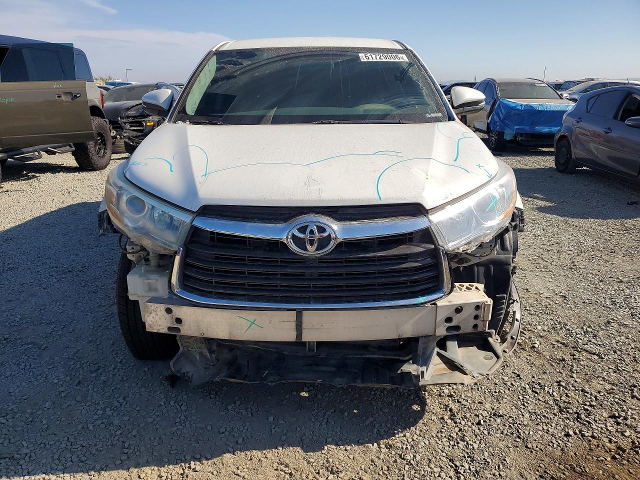 2016 Toyota Highlander Le - Фото 5