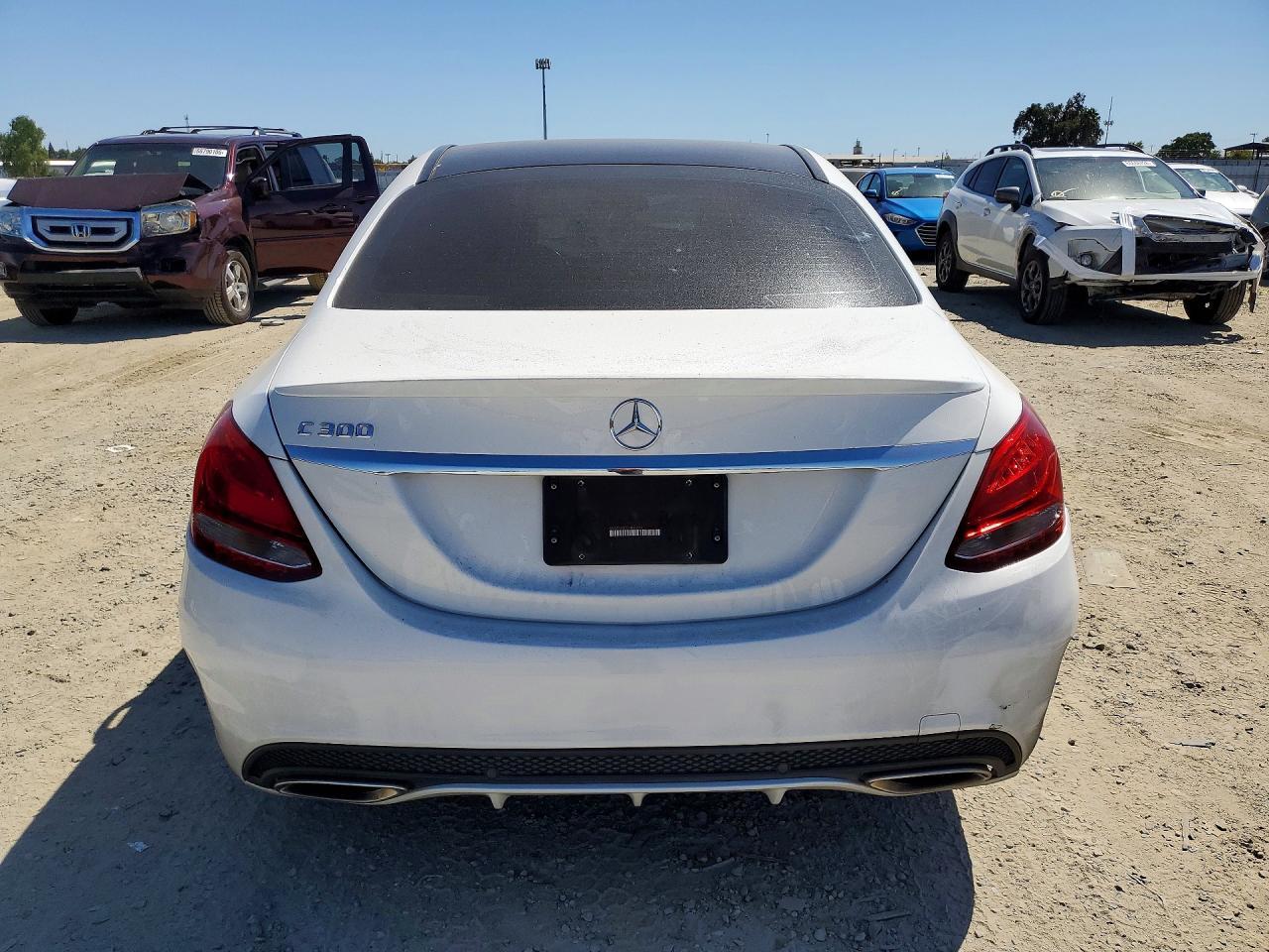 2016 Mercedes-Benz C 300 - Фото 6