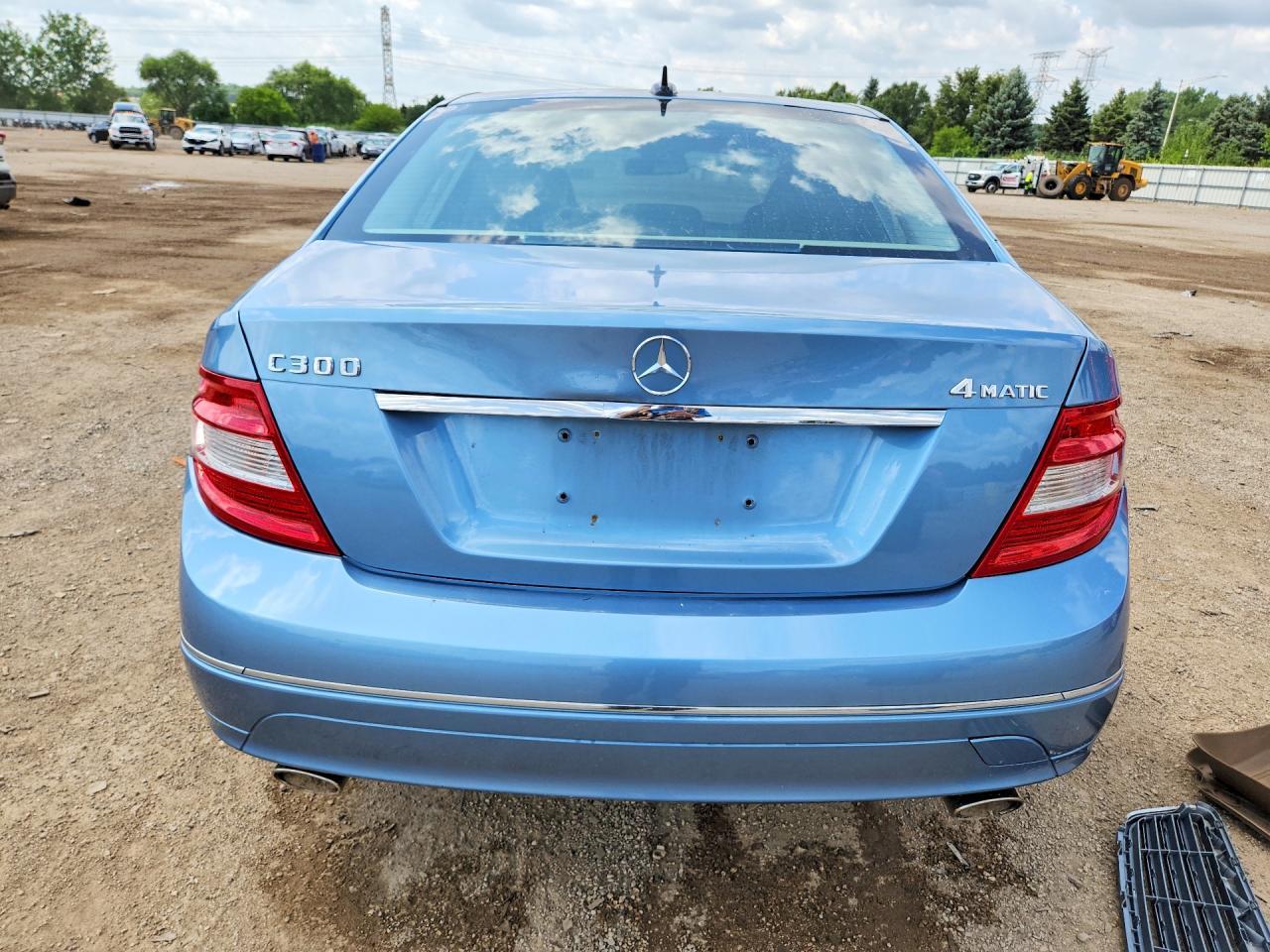 2011 Mercedes-Benz C 300 4Matic - Image 6