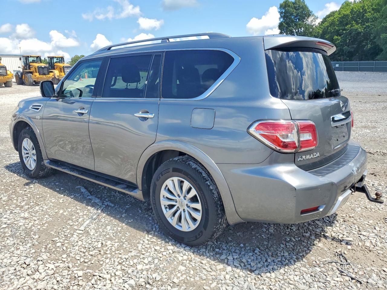 2017 Nissan Armada Sv - Фото 2