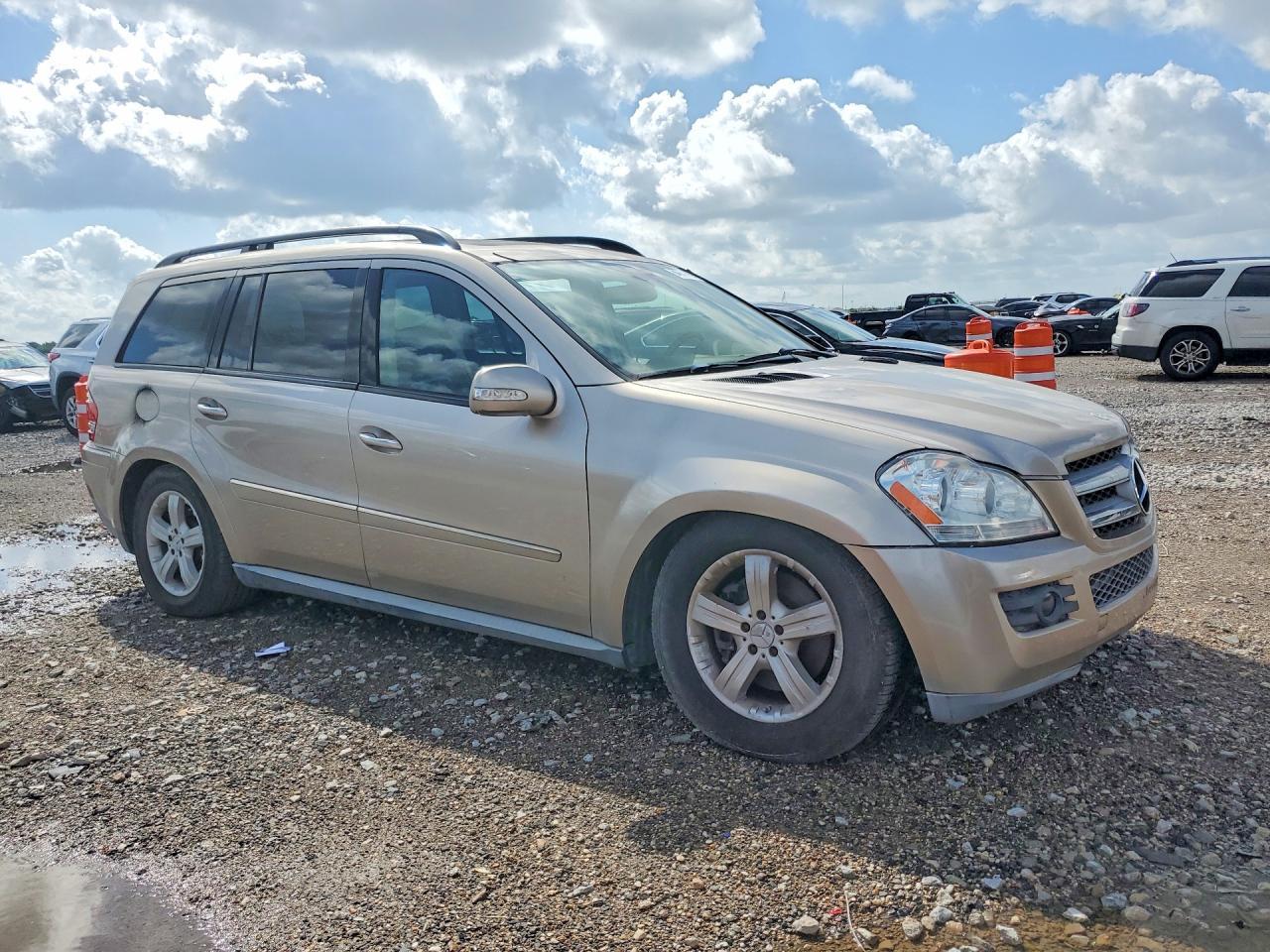 2007 Mercedes-Benz Gl 450 4Matic - Image 4