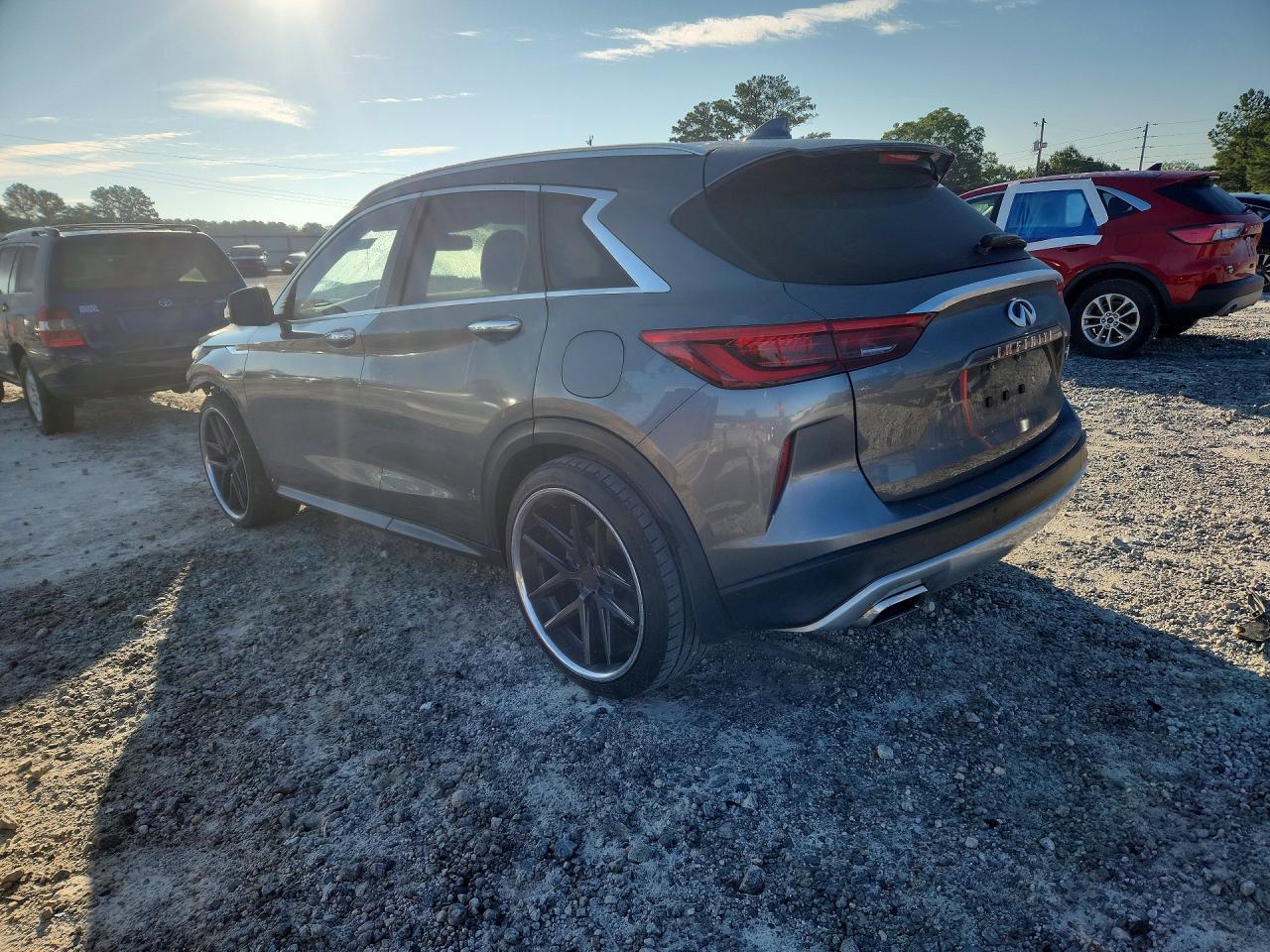 2019 Infiniti Qx50 Essential - Image 2