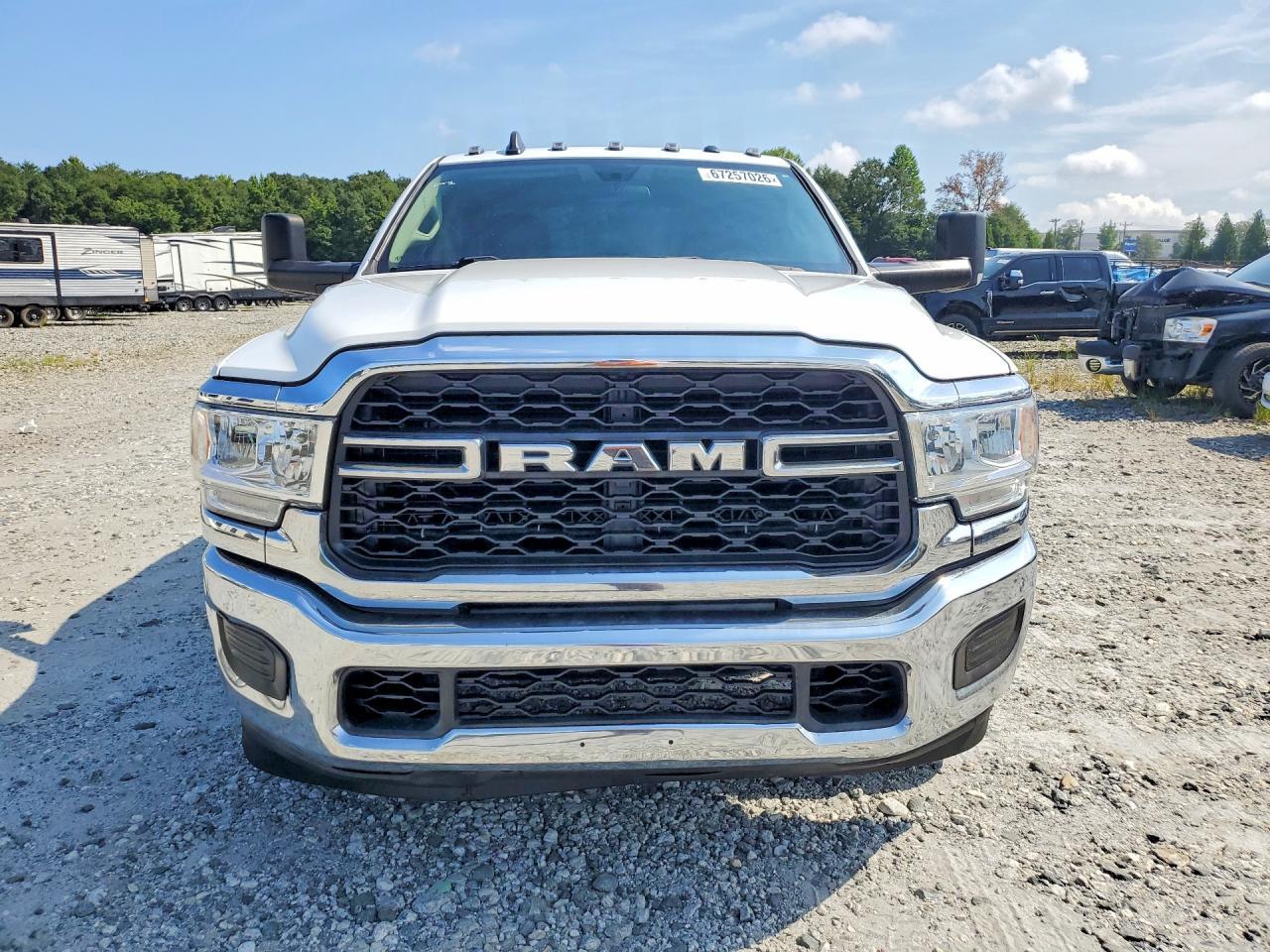 2019 Ram 2500 Tradesman - Image 5