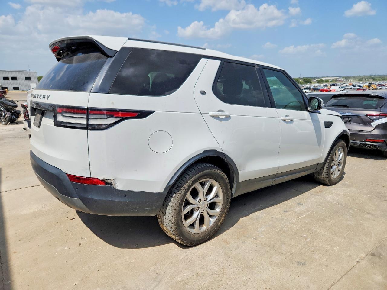 2020 Land Rover Discovery Se - Фото 3