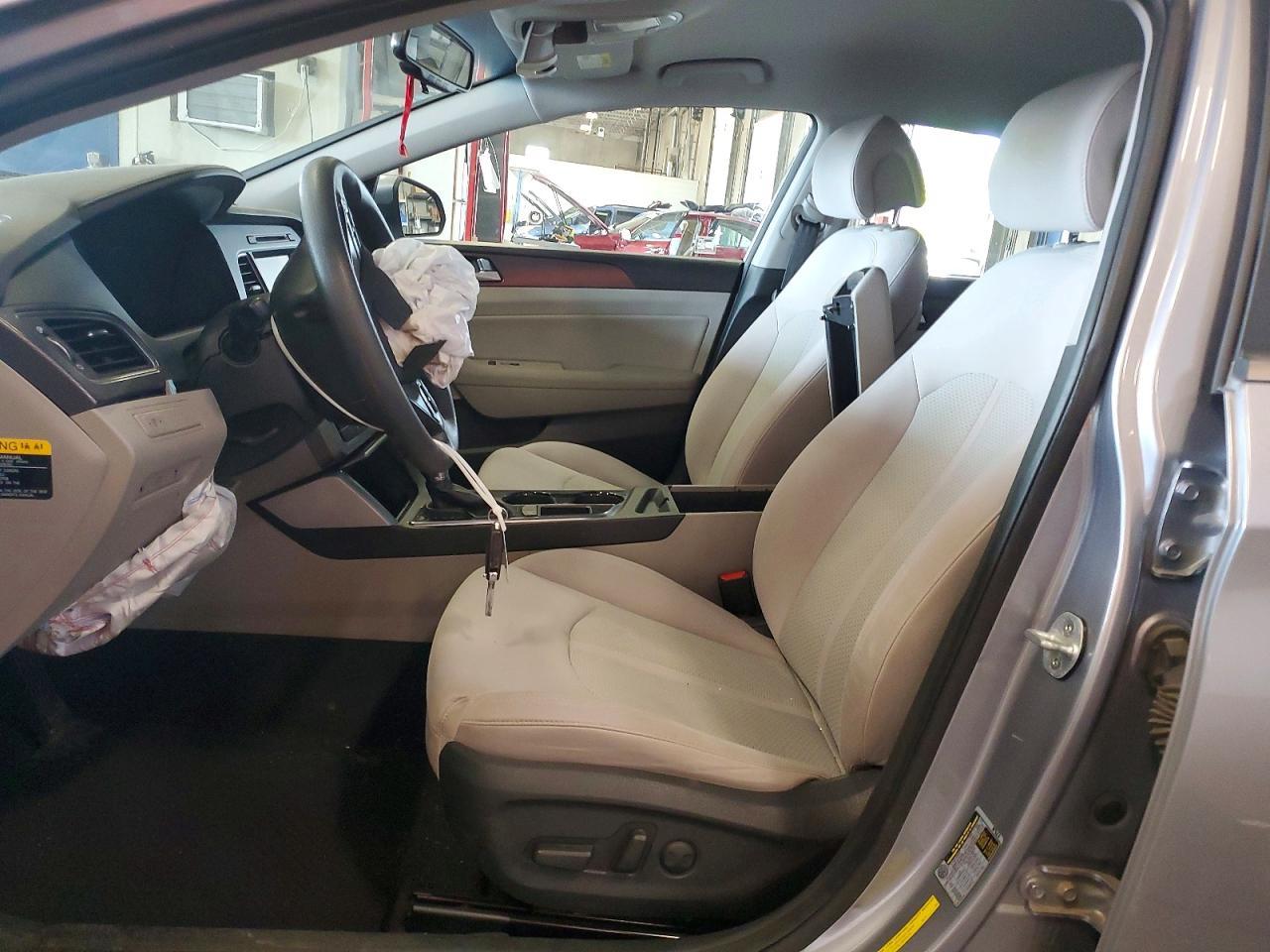 2016 Hyundai Sonata Sport - Image 7