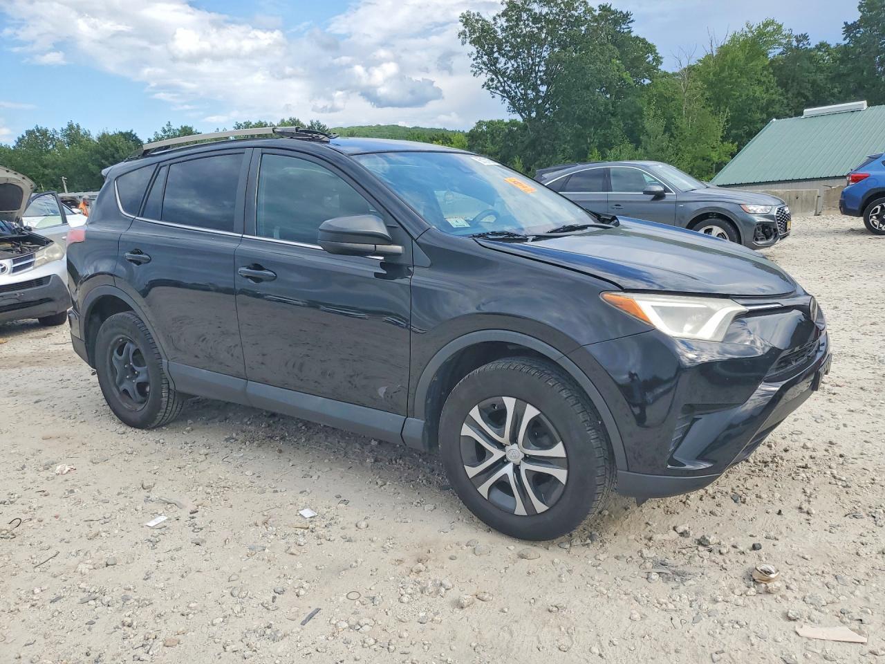 2018 Toyota Rav4 Le - Image 4