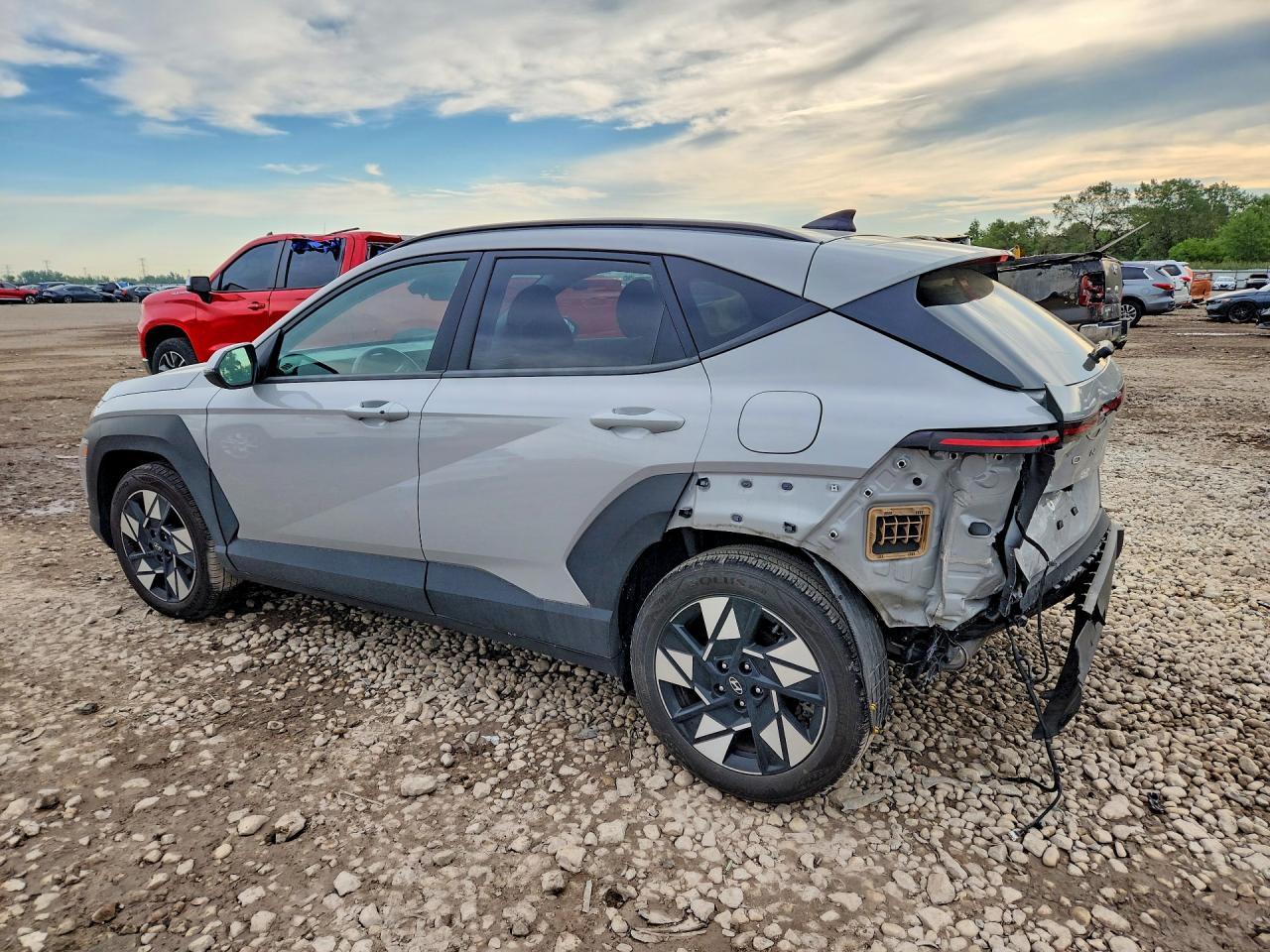2024 Hyundai Kona Sel - Фото 2