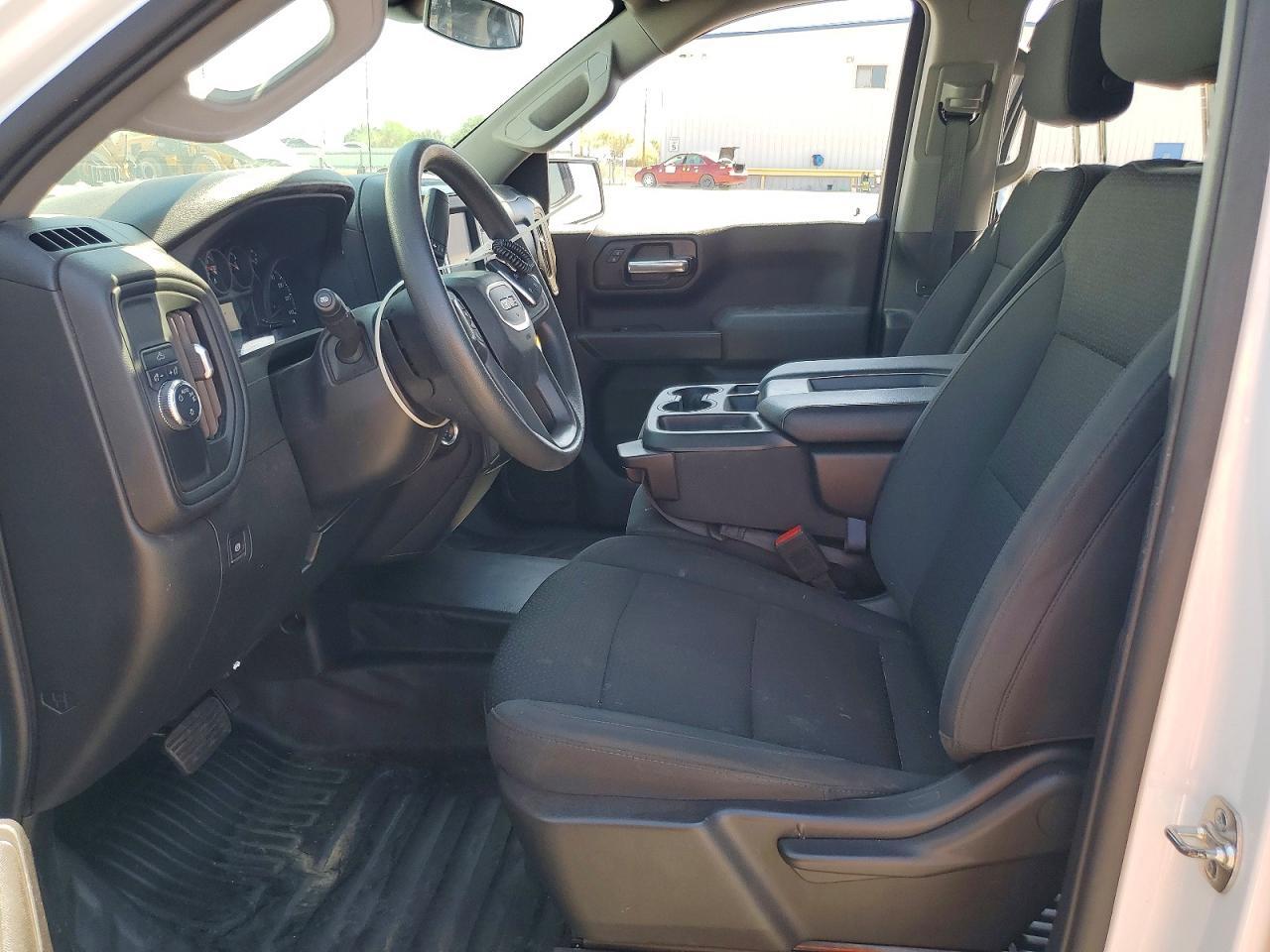 2025 GMC Sierra C1500 - Фото 7