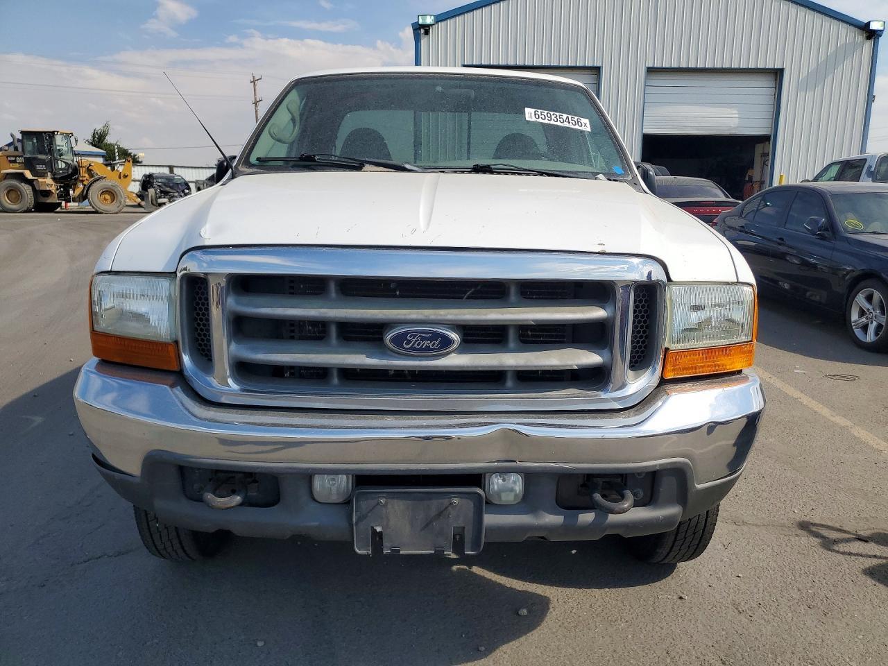2001 Ford F250 Super Duty - Image 5