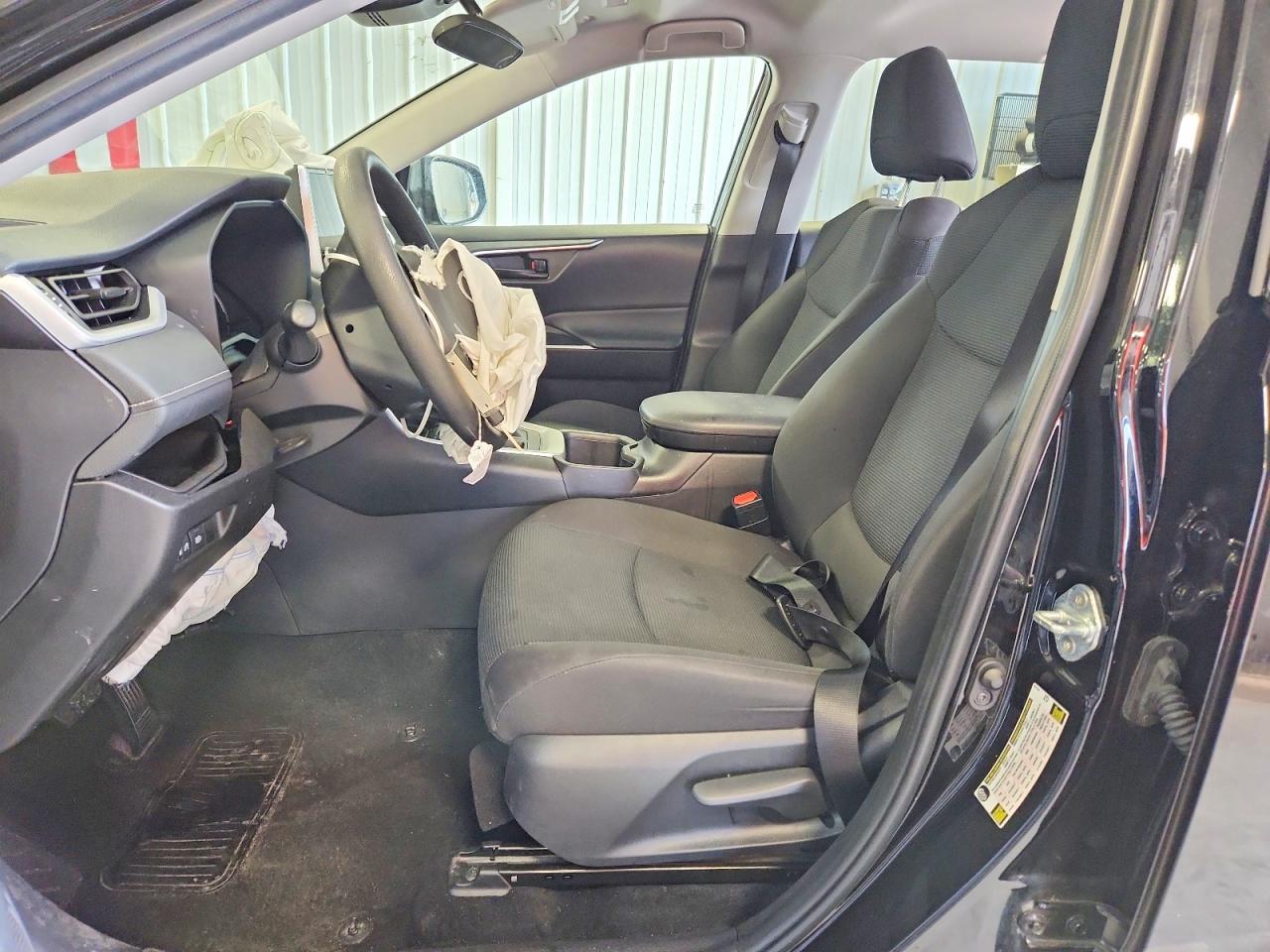 2025 Toyota Rav4 Le - Фото 7