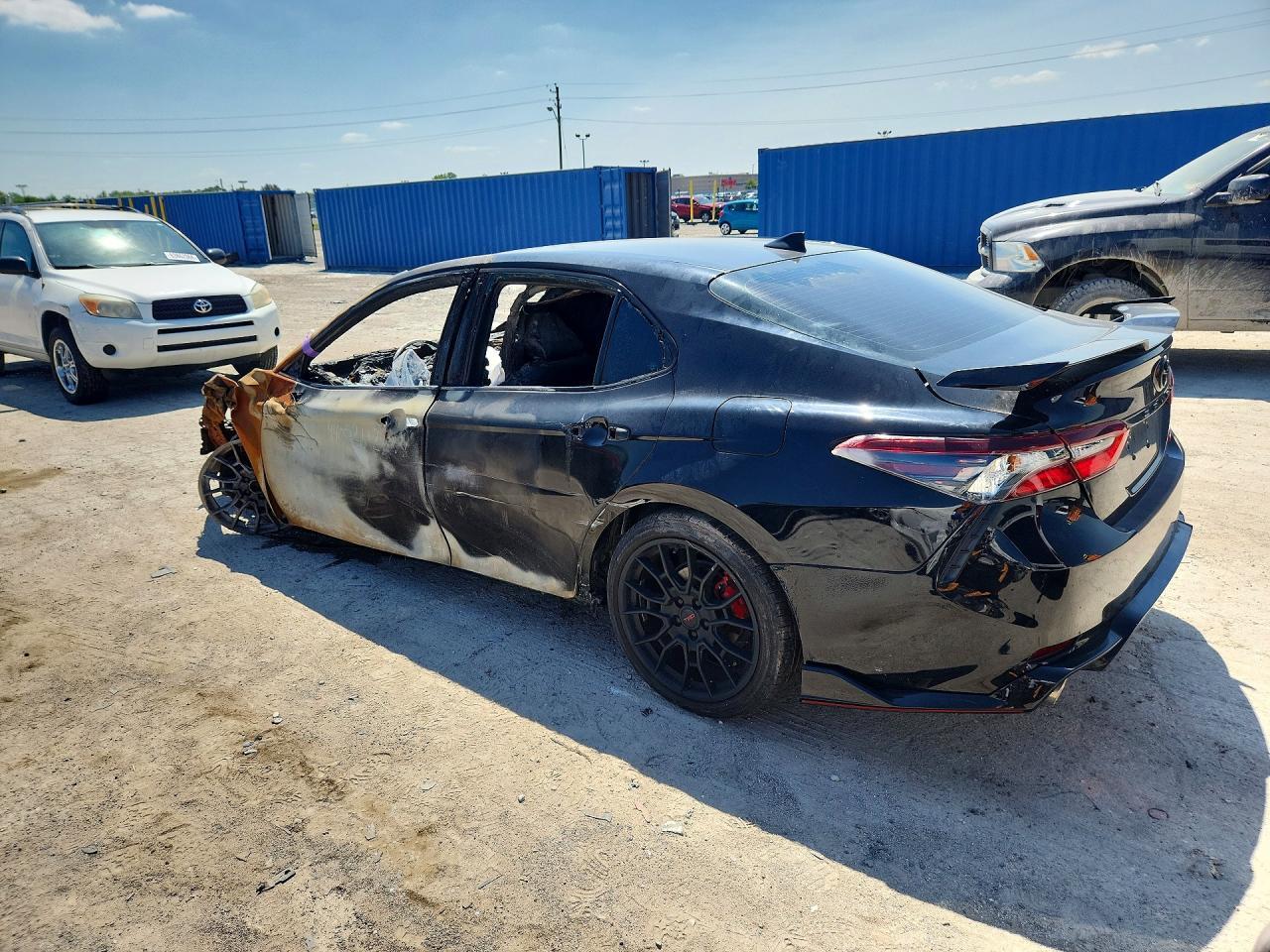 2021 Toyota Camry Trd - Фото 2