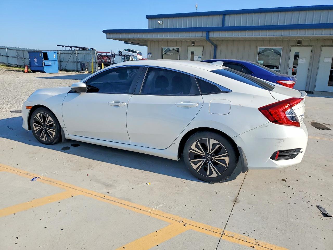 2018 Honda Civic Exl - Image 2
