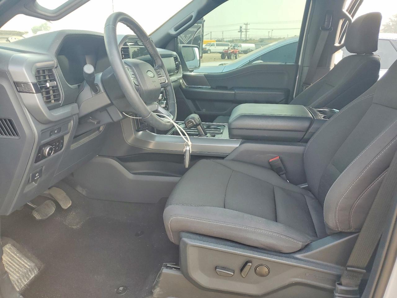 2025 Ford F150 Xlt - Фото 7