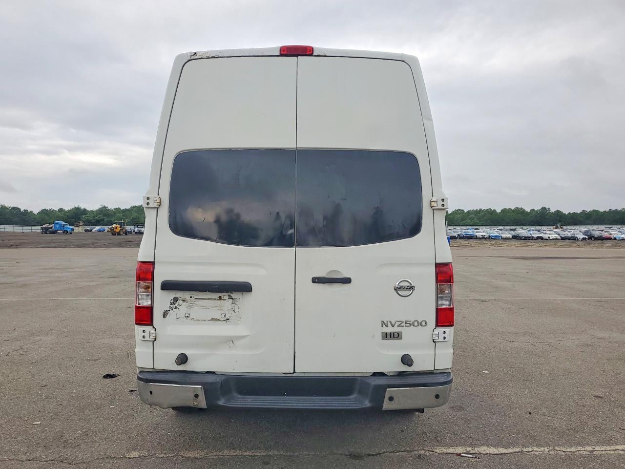 2013 Nissan Nv 2500 - Фото 6