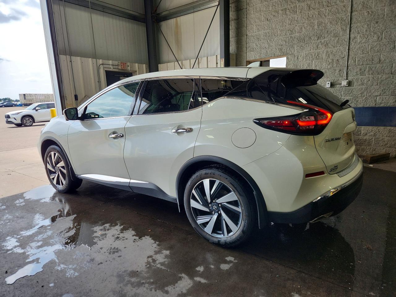 2024 Nissan Murano Sl - Image 2