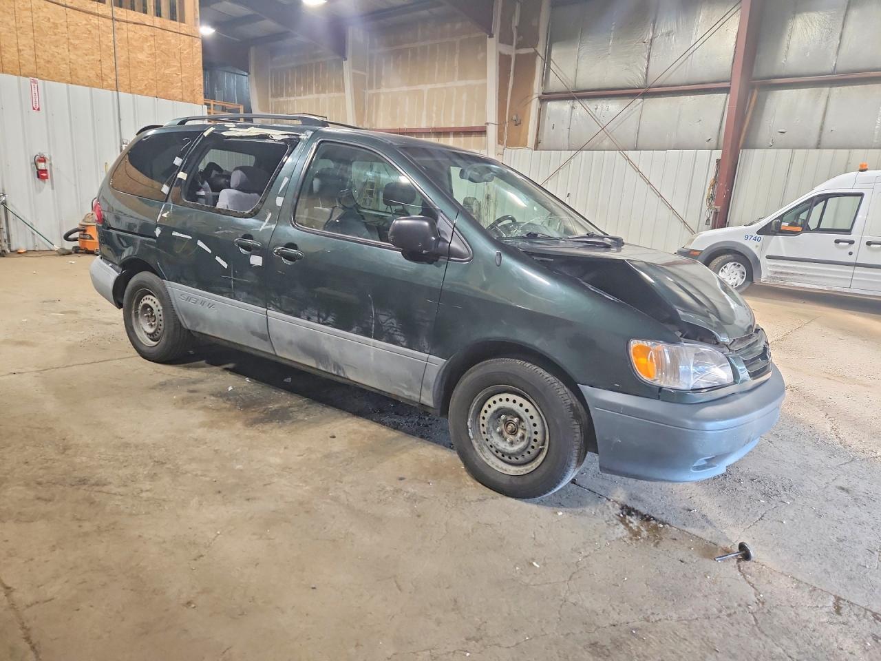 2002 Toyota Sienna Le - Фото 4