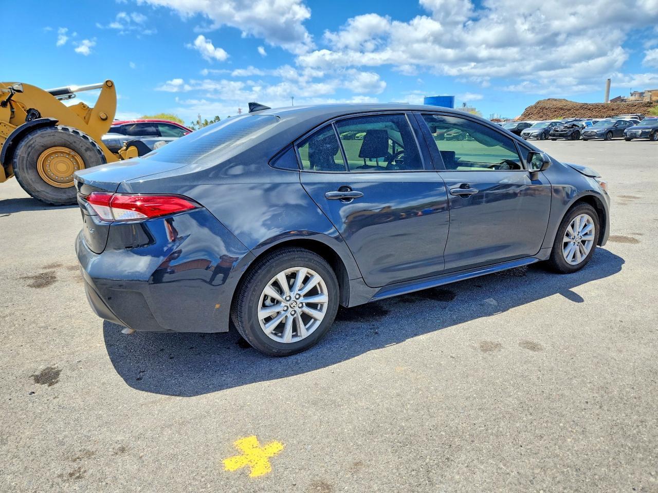 2025 Toyota Corolla Le - Фото 3