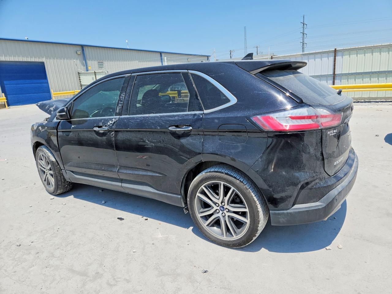2019 Ford Edge Titanium - Фото 2