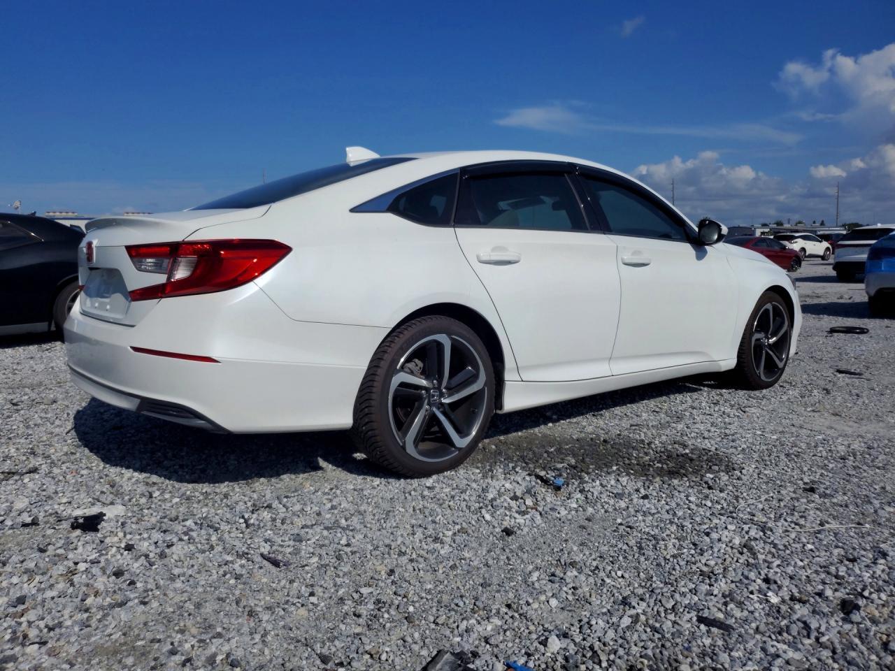 2019 Honda Accord Lx - Фото 3