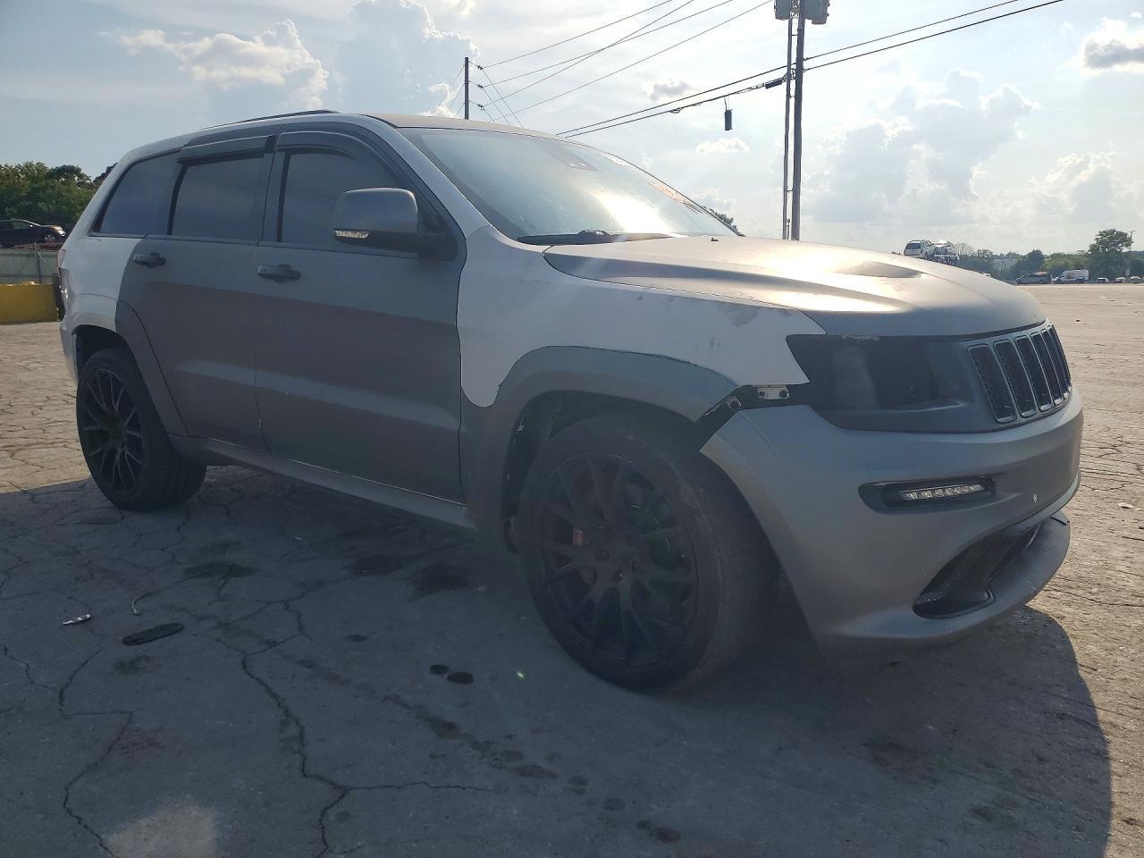 2015 Jeep Grand Cherokee Srt-8 - Image 4