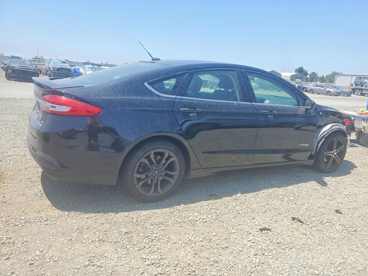 2018 Ford Fusion Se Hybrid - Image 3