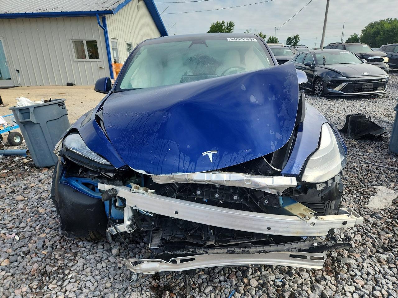 2023 Tesla Model Y - Фото 5