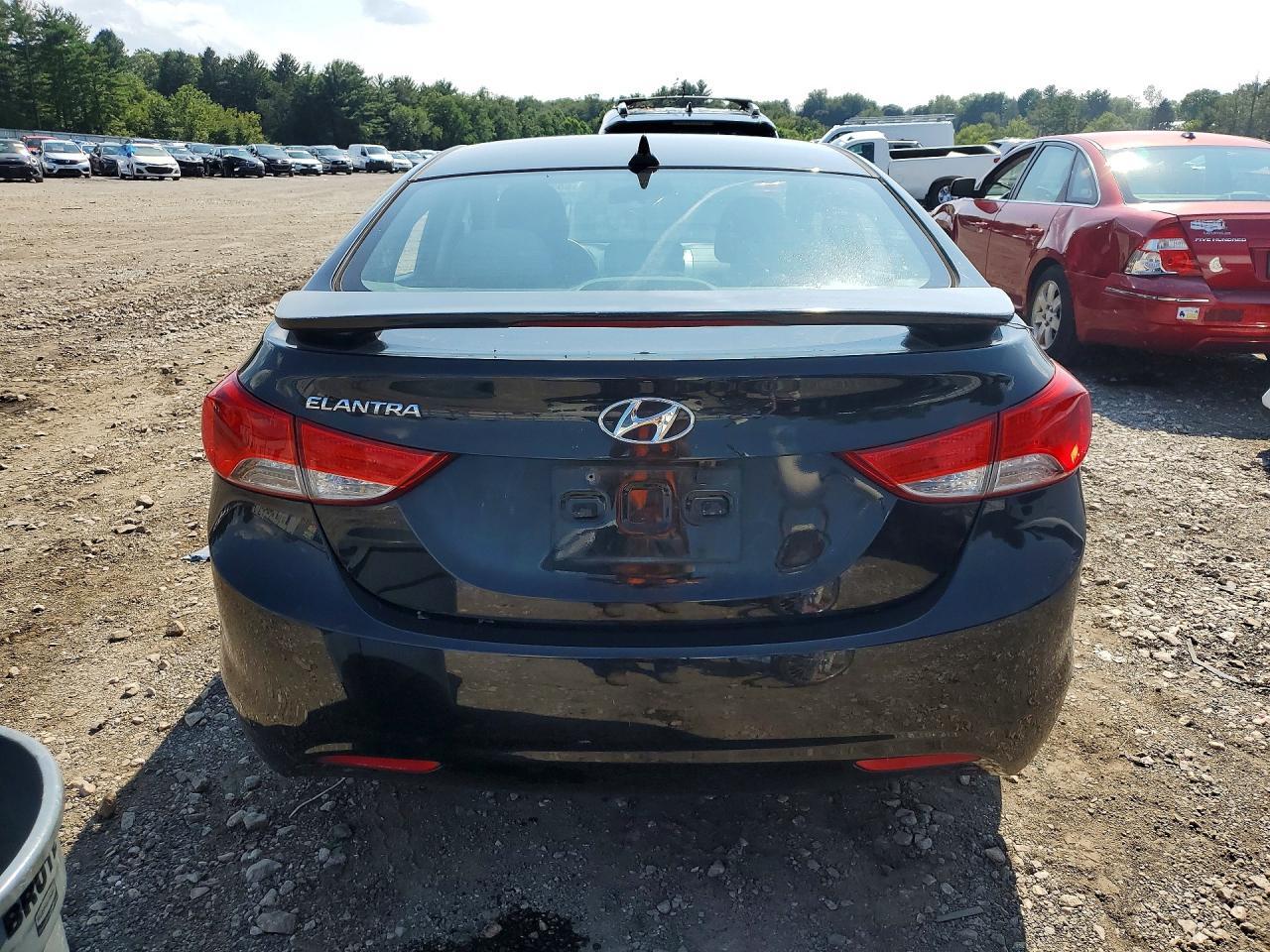 2011 Hyundai Elantra Gls - Image 6