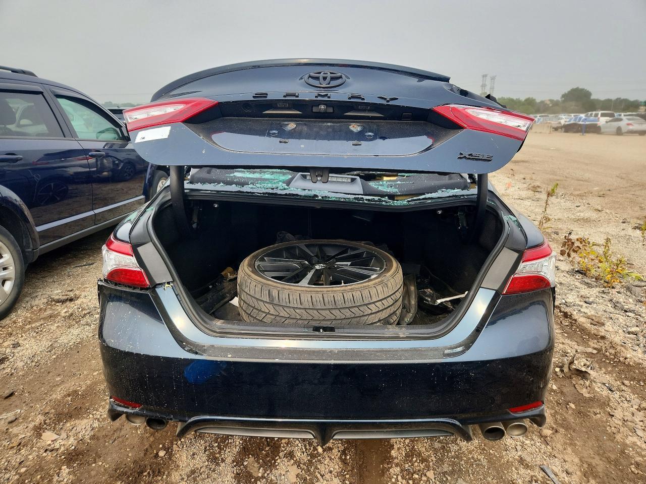 2020 Toyota Camry Xse - Фото 6