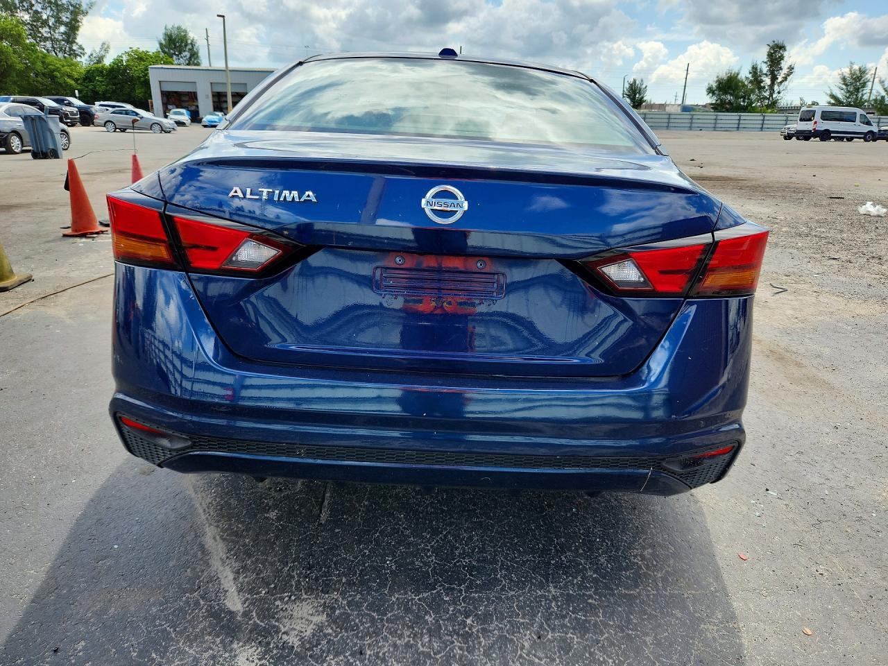 2019 Nissan Altima S - Image 6