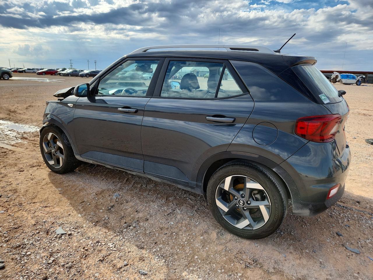 2023 Hyundai Venue Limited - Image 2