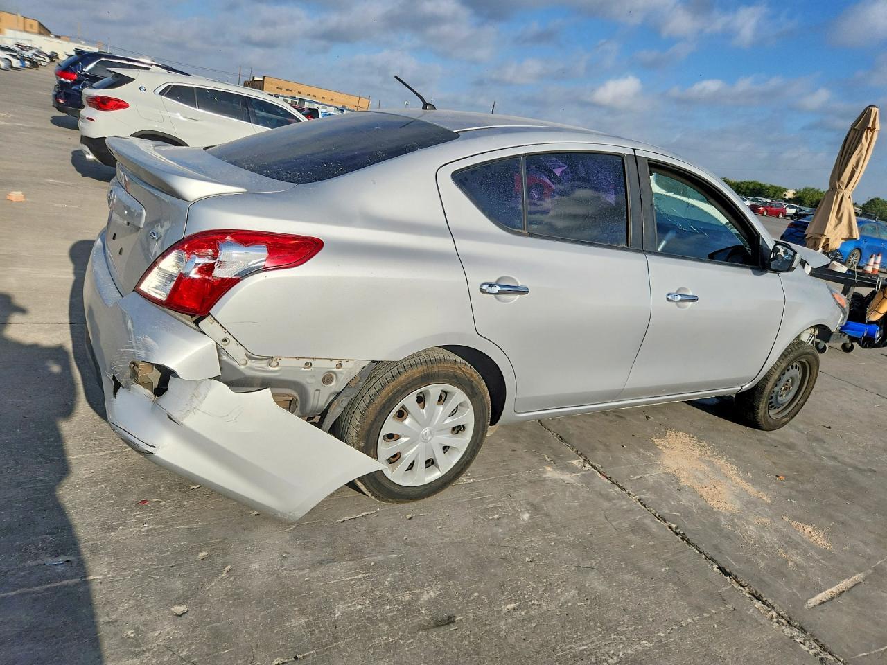 2017 Nissan Versa 1.6 Sv - Фото 3