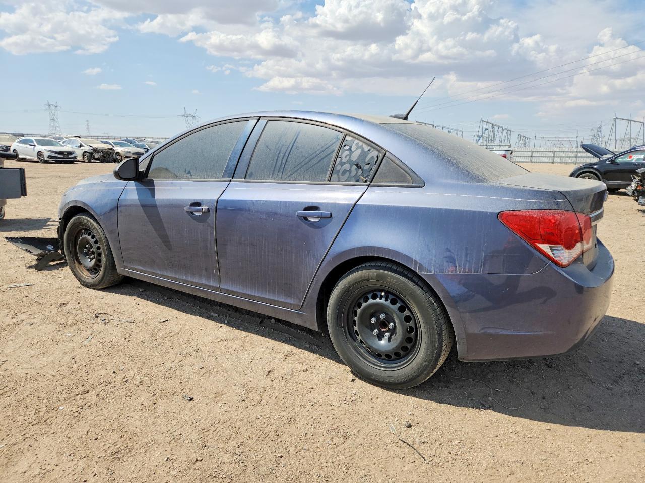 2013 Chevrolet Cruze Ls - Image 2