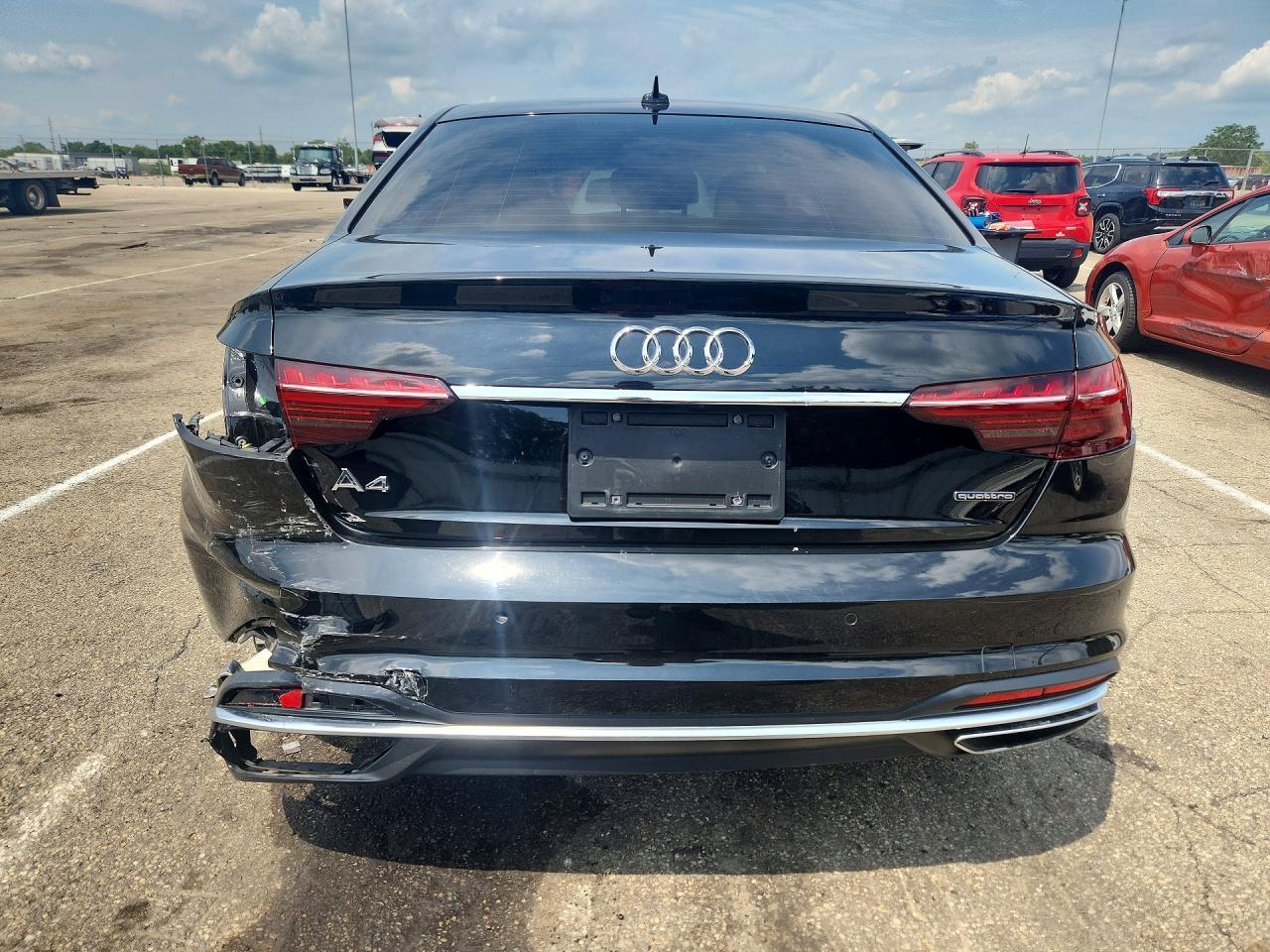 2021 Audi A4 Premium Plus 40 - Фото 6