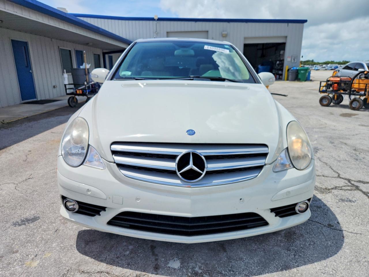 2008 Mercedes-Benz R 320 Cdi - Image 5
