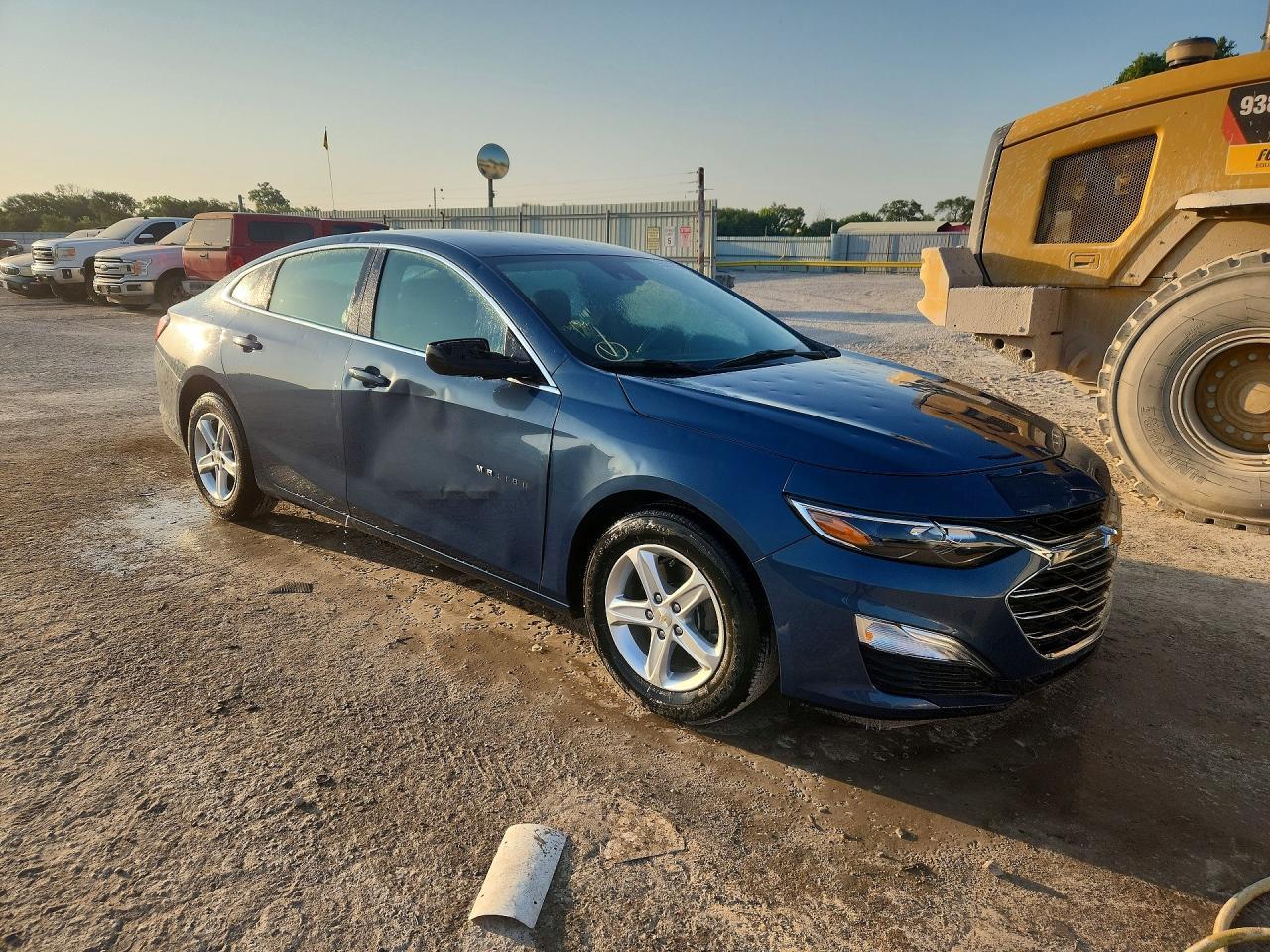 2024 Chevrolet Malibu Ls - Image 4