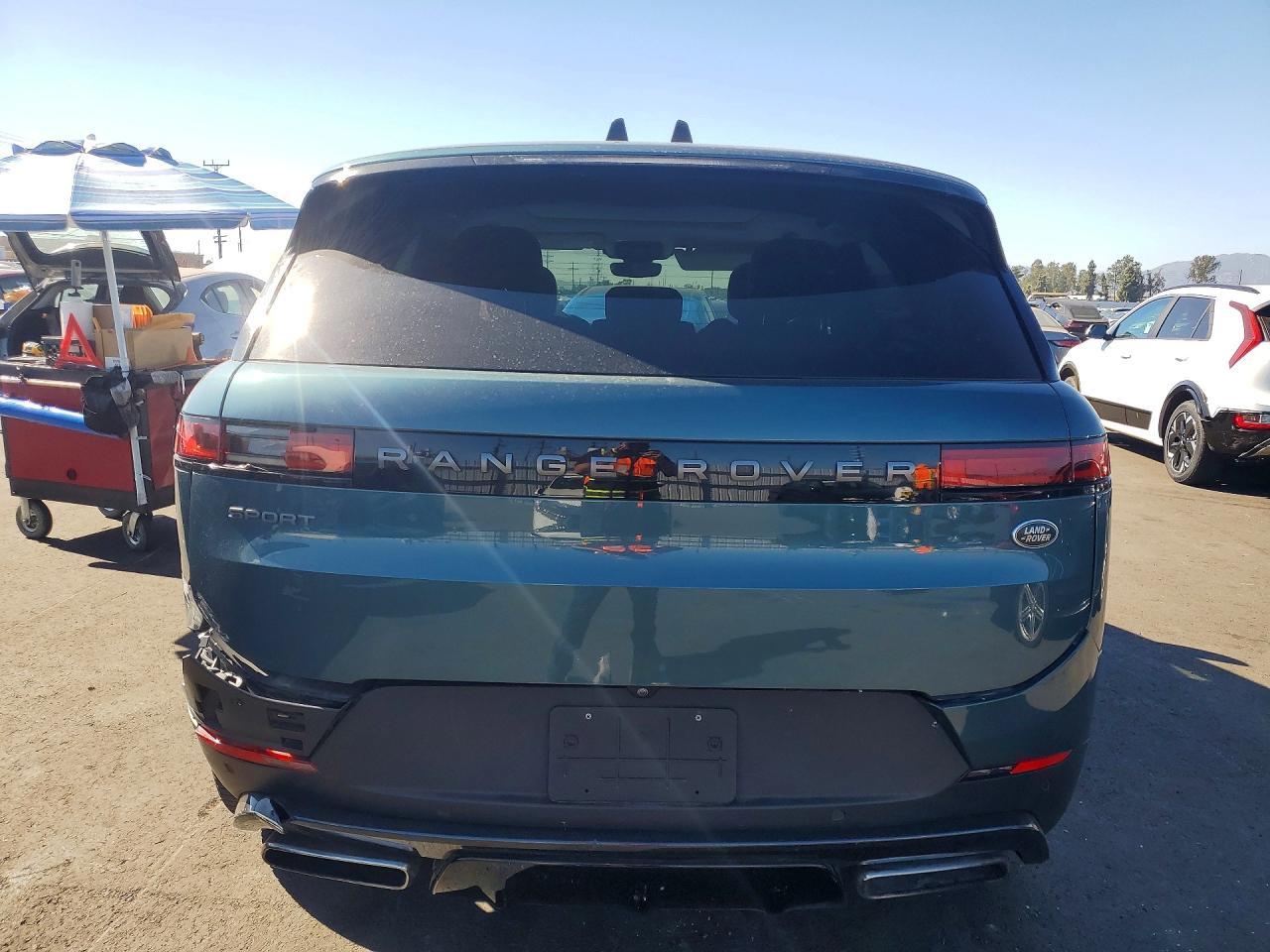 2023 Land Rover Range Rover Sport Dynamic Se - Image 6