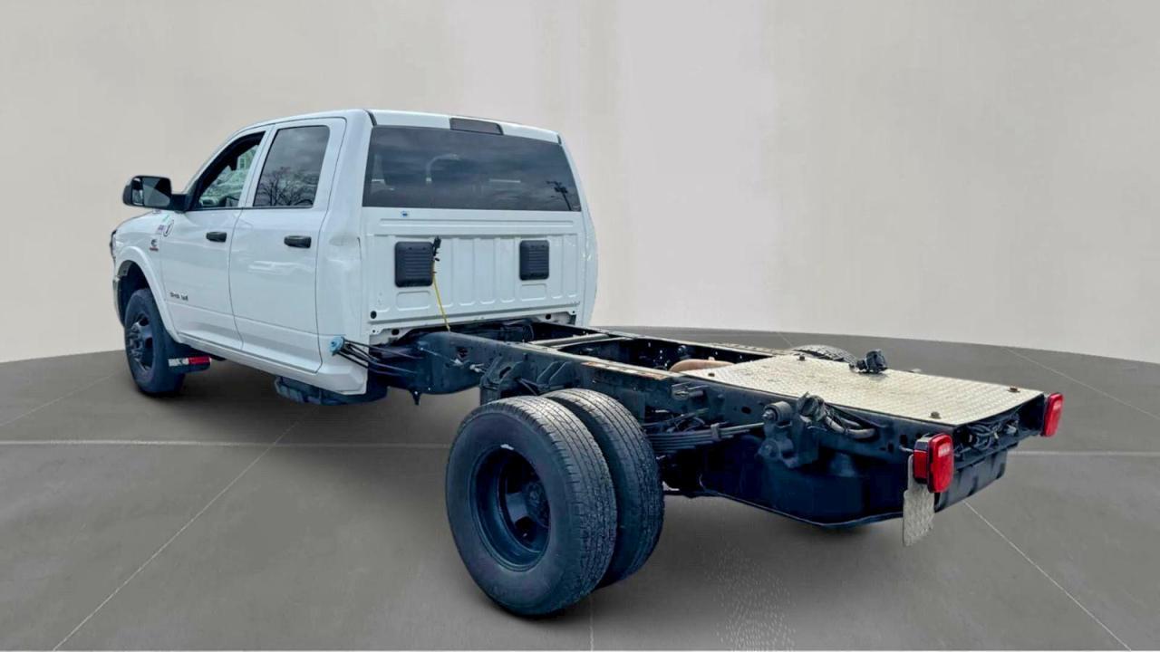 2022 Ram 3500 - Фото 3