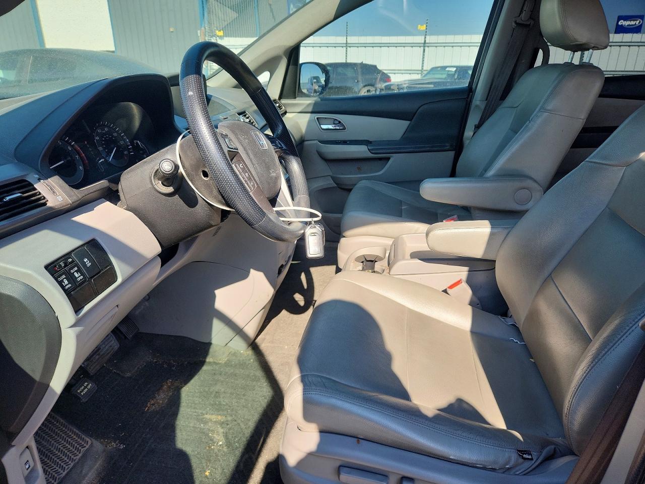 2016 Honda Odyssey Se - Фото 7