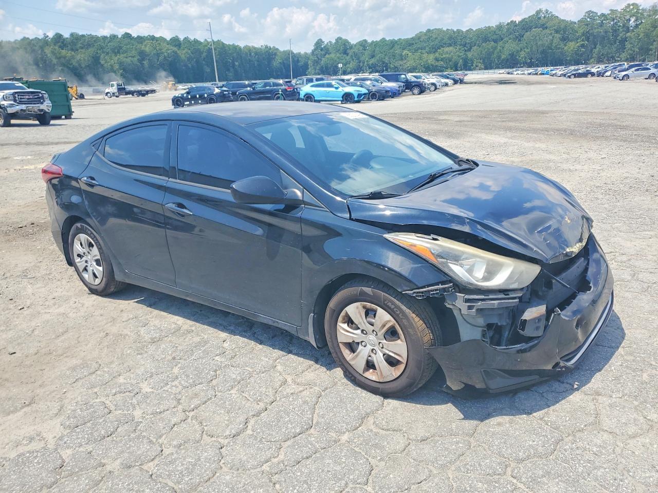 2016 Hyundai Elantra Se - Фото 4
