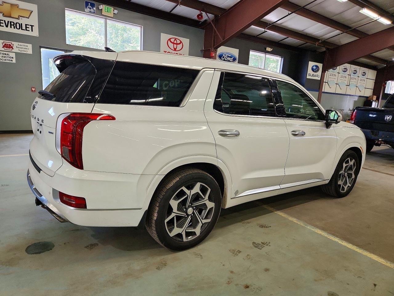 2021 Hyundai Palisade Calligraphy - Image 3