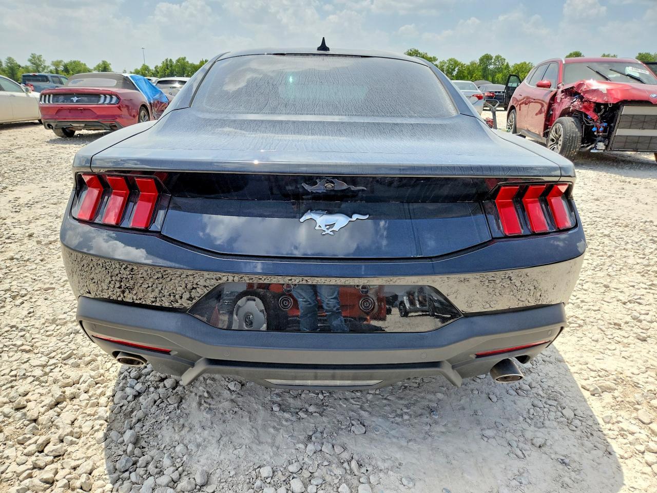 2025 Ford Mustang I4 - Image 6