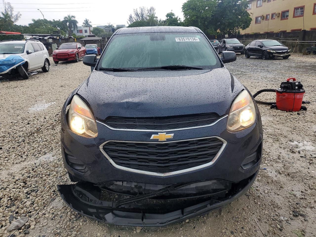 2017 Chevrolet Equinox Ls - Фото 5