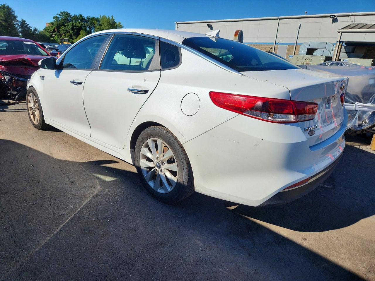 2016 Kia Optima Ex - Фото 2