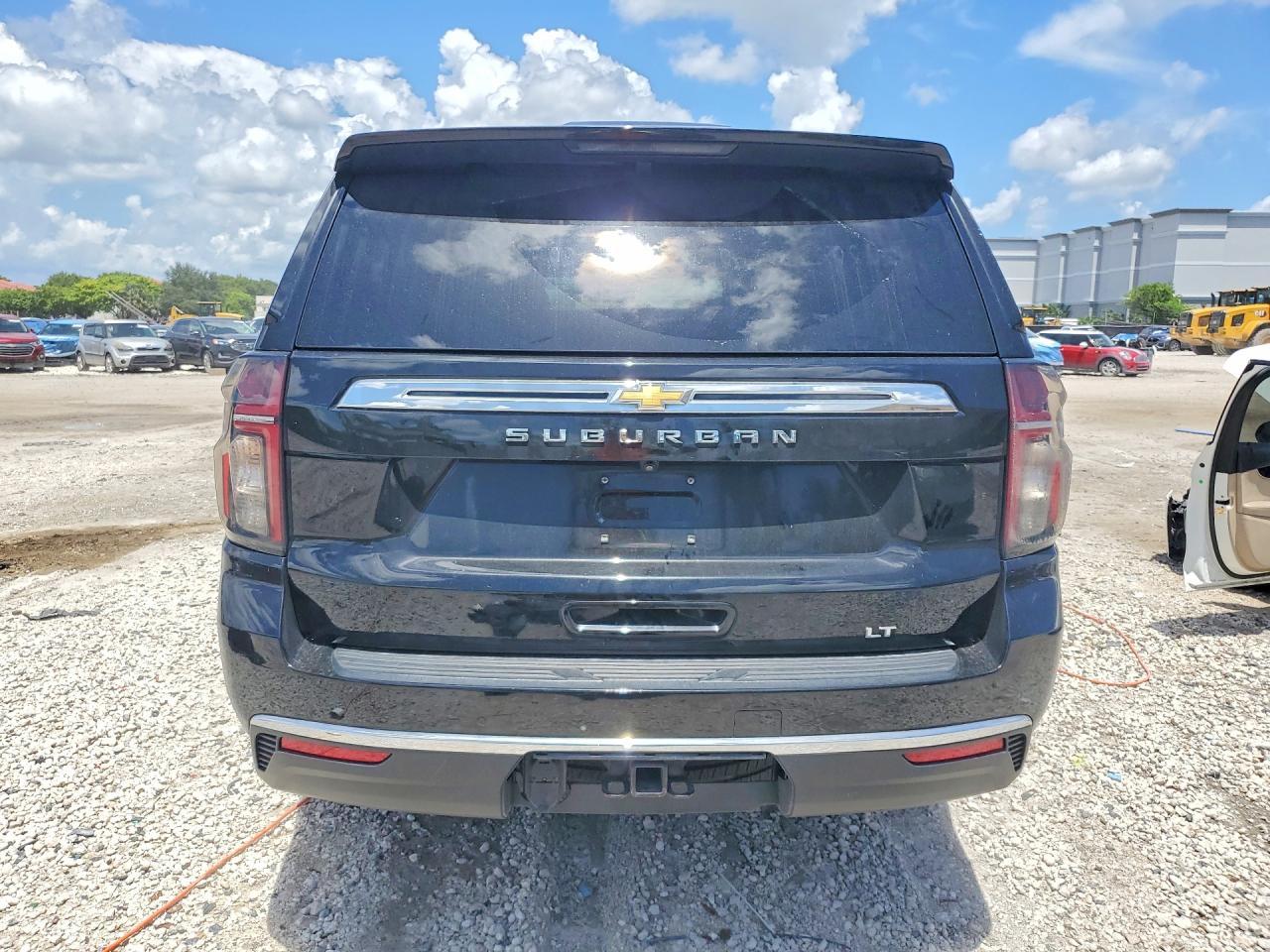 2023 Chevrolet Suburban C1500 Lt - Фото 6