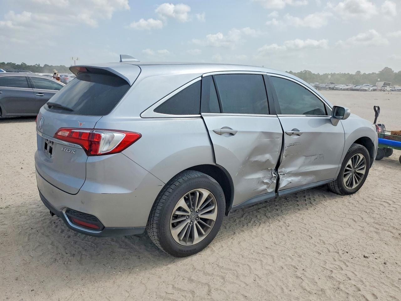 2017 Acura Rdx Advance - Фото 3
