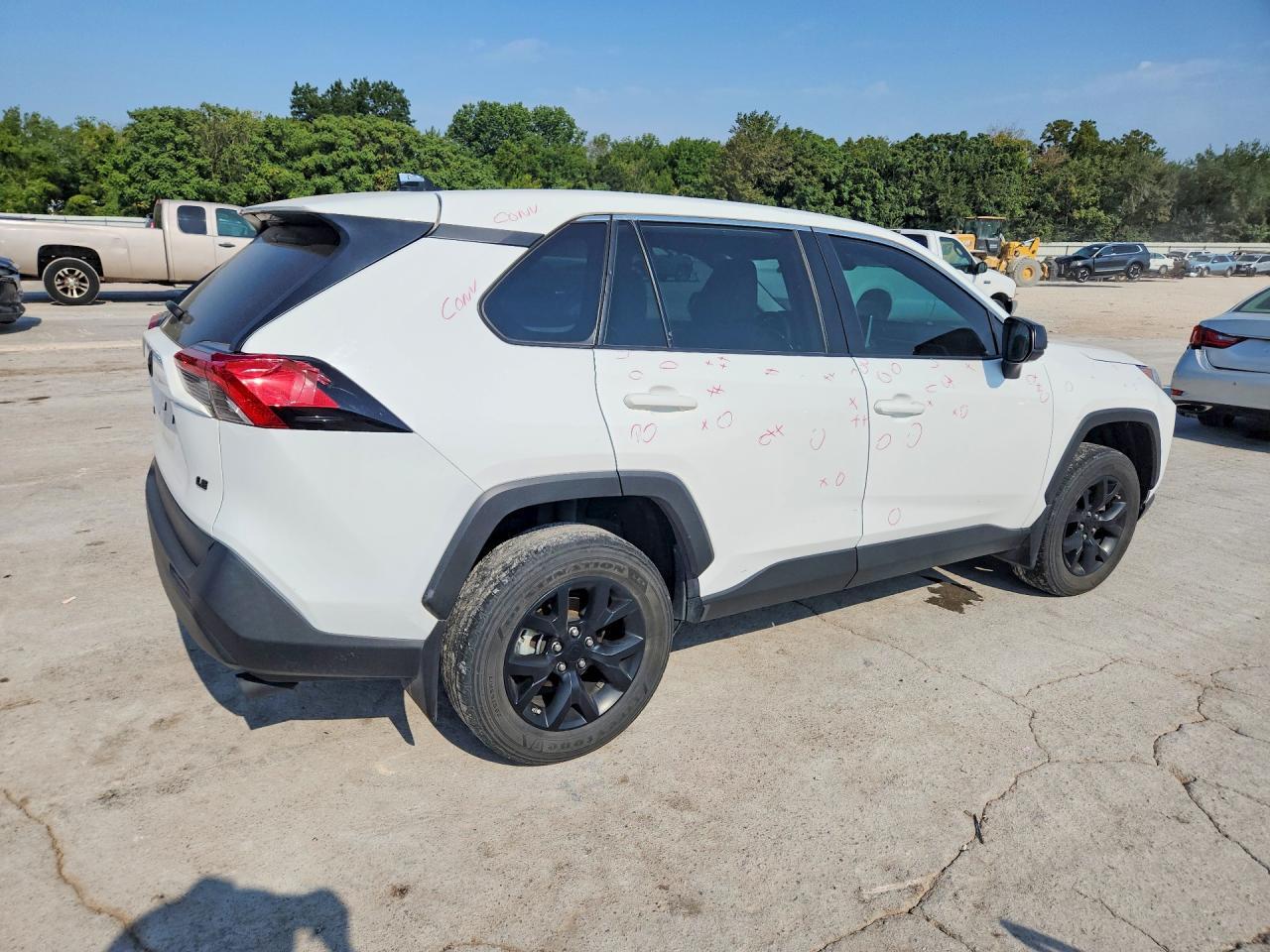 2024 Toyota Rav4 Le - Фото 3