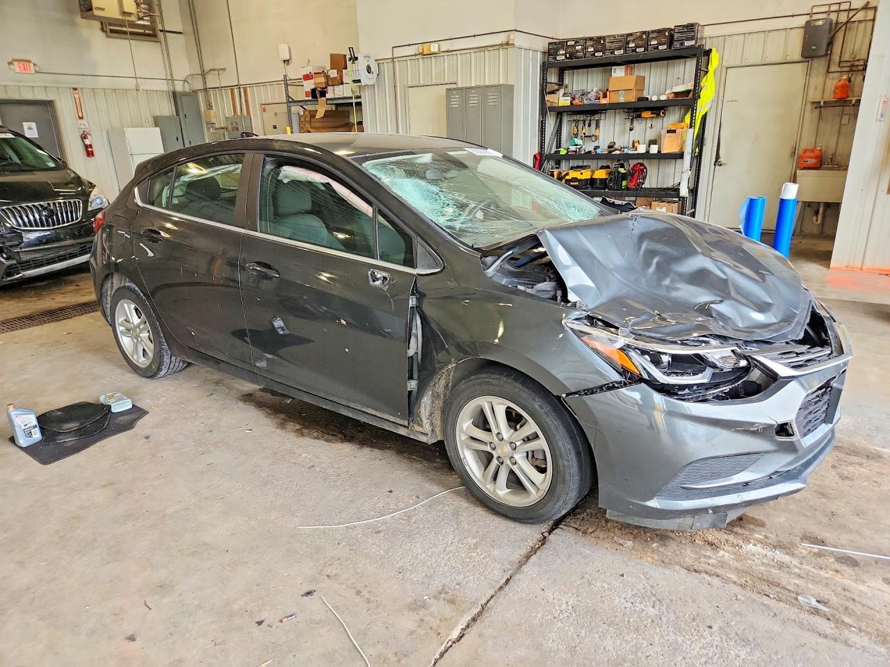 2018 Chevrolet Cruze Lt - Image 4