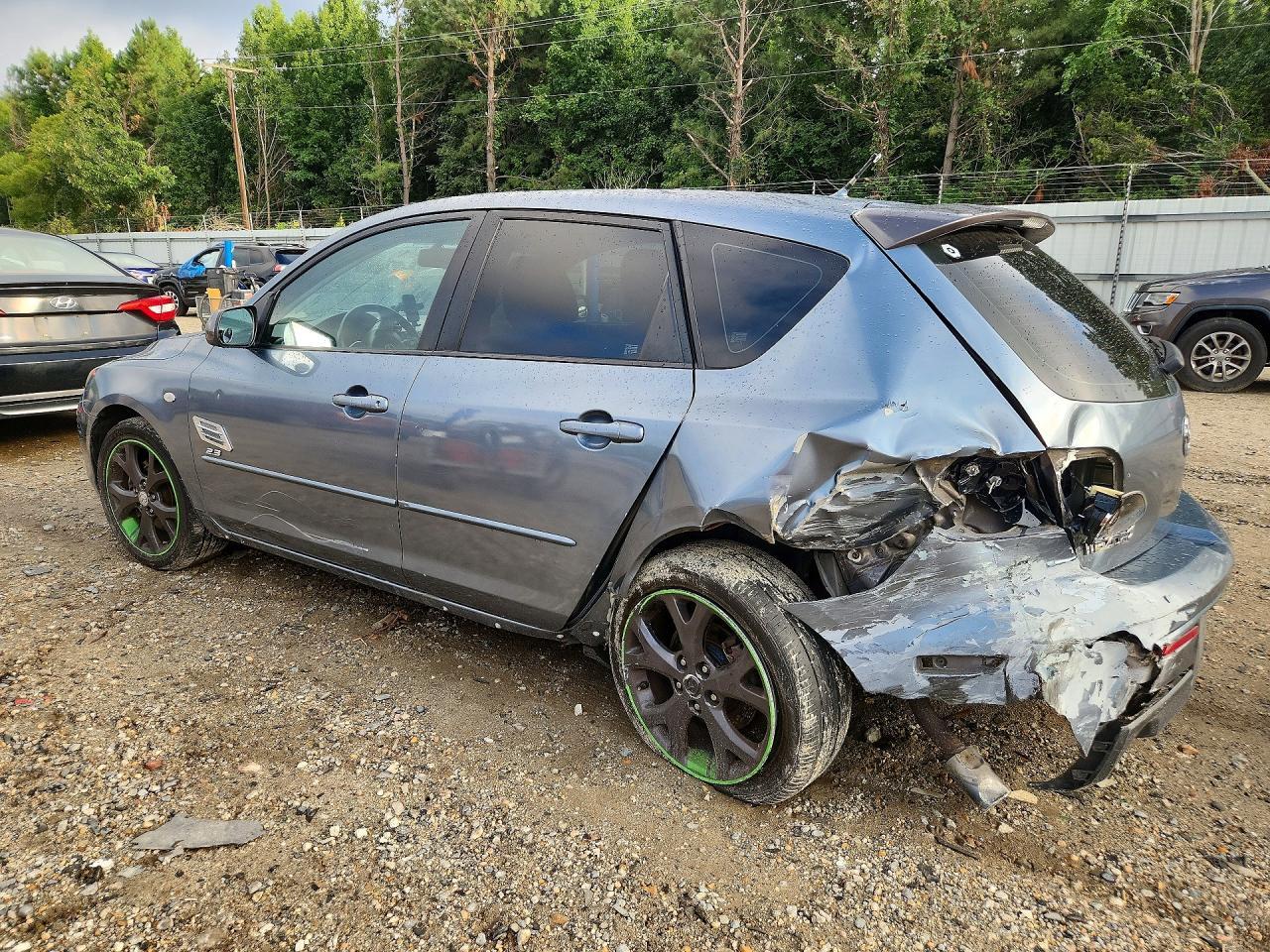 2007 Mazda 3 Hatchback - Фото 2