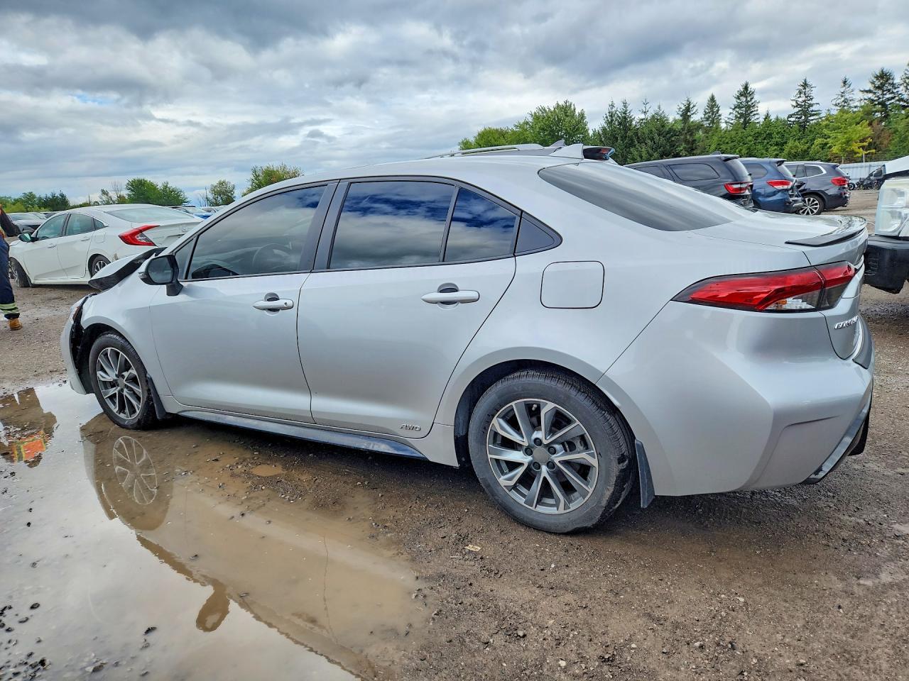 2024 Toyota Corolla Hybrid - Image 2