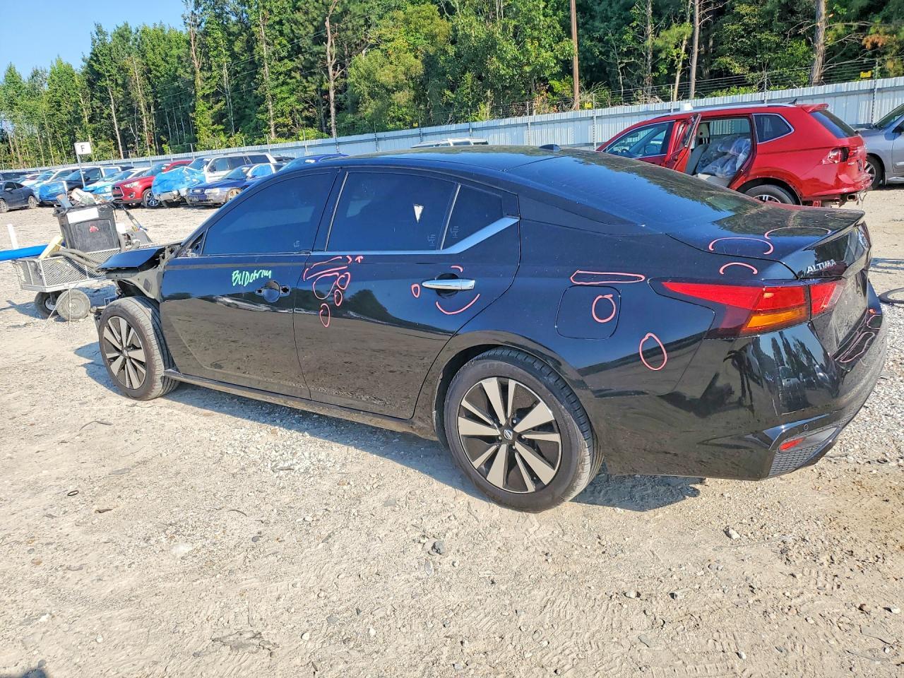 2019 Nissan Altima Sv - Image 2